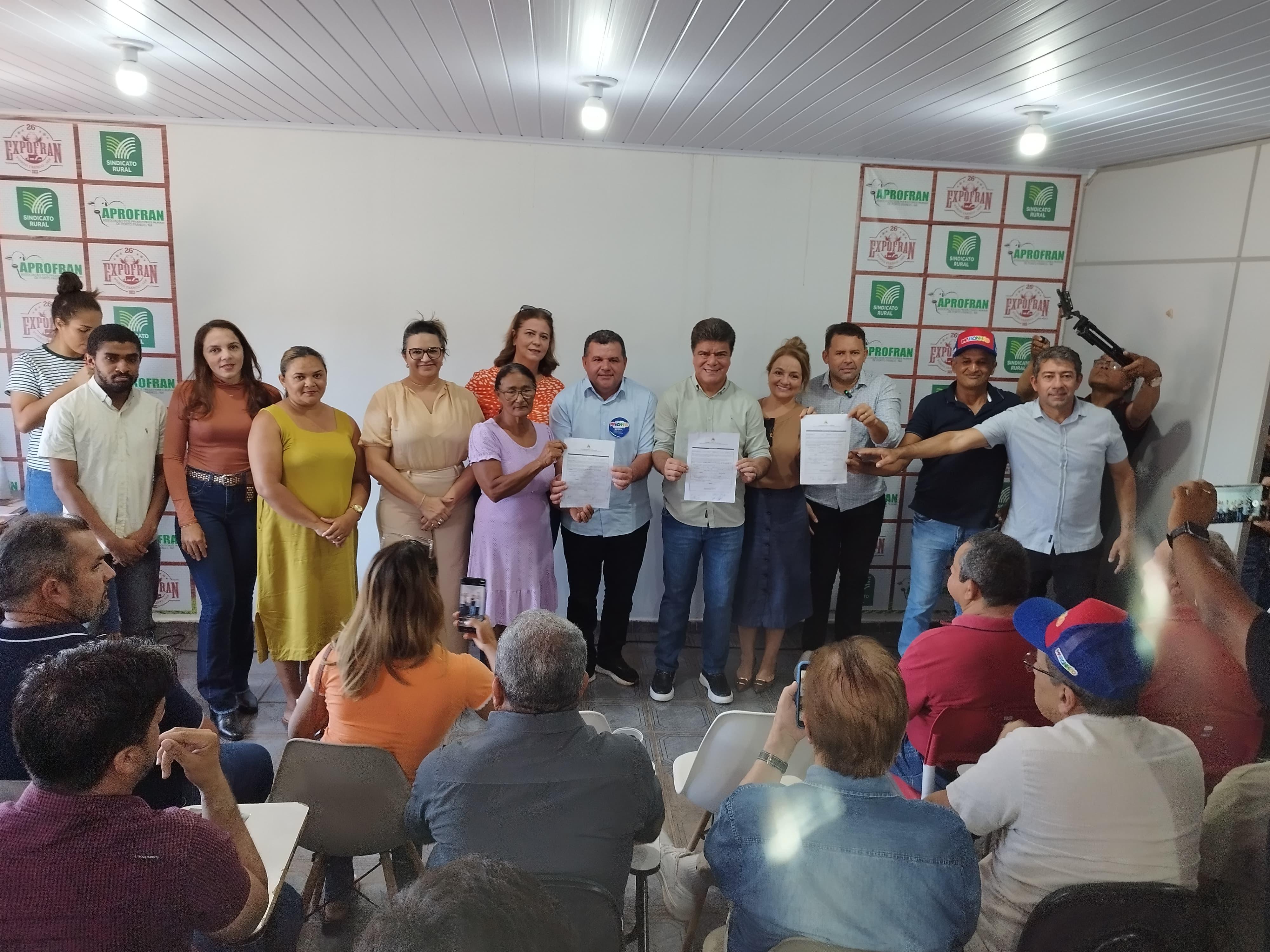 Prefeitura de Porto Franco assina ordens de serviços com o Governo do Maranhão