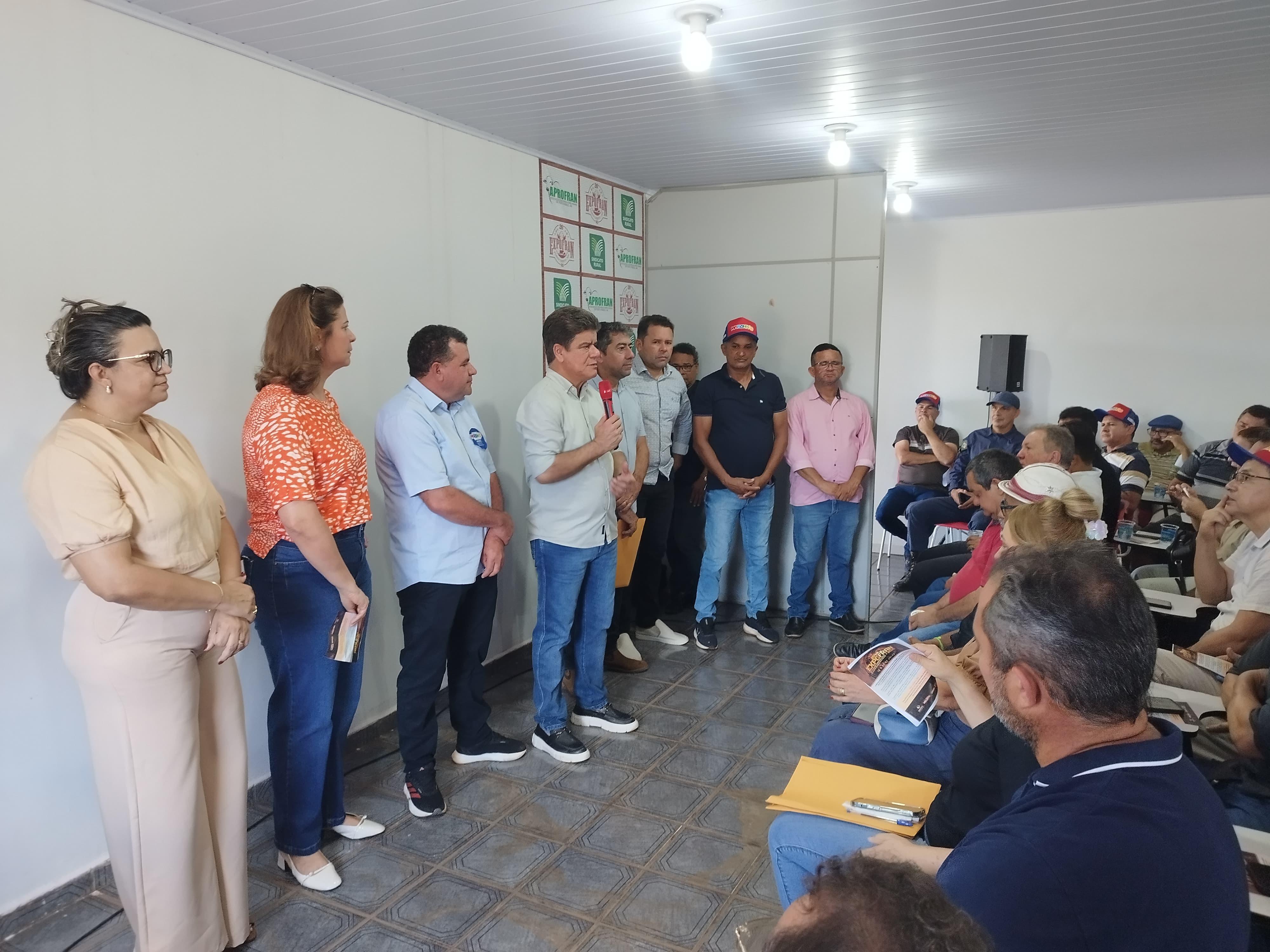 Prefeitura de Porto Franco assina ordens de serviços com o Governo do Maranhão