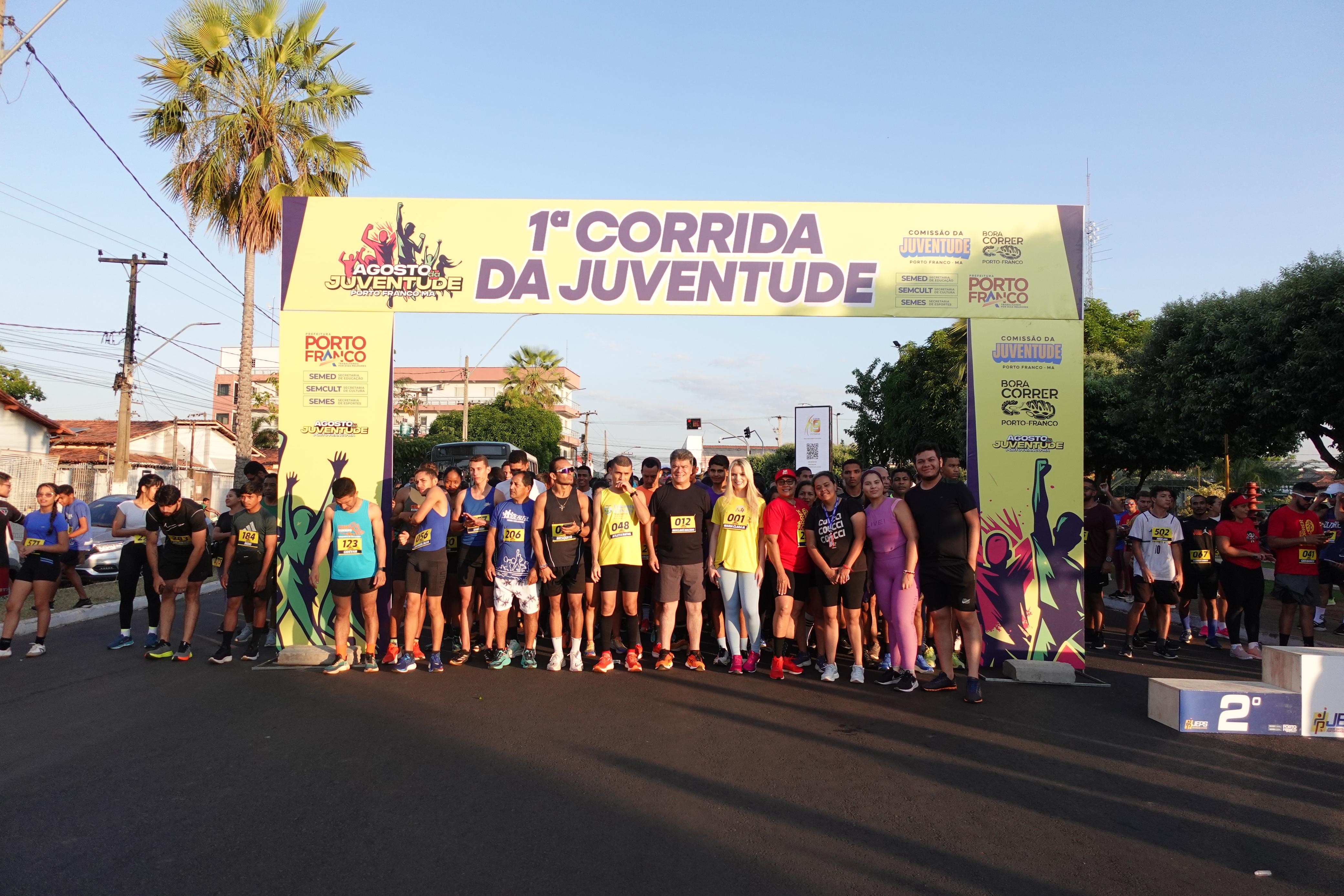 Corrida da Juventude reúne mais de 450 jovens em Porto Franco