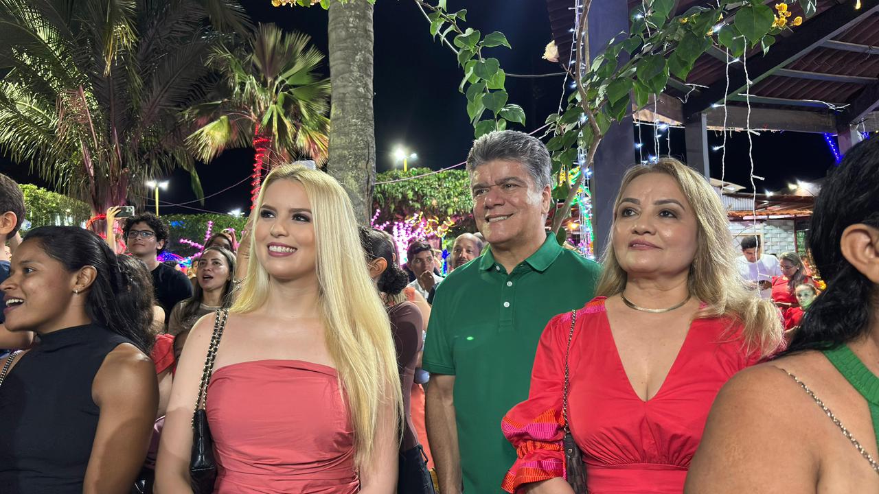 Abertura da Vila de Natal encanta Porto Franco