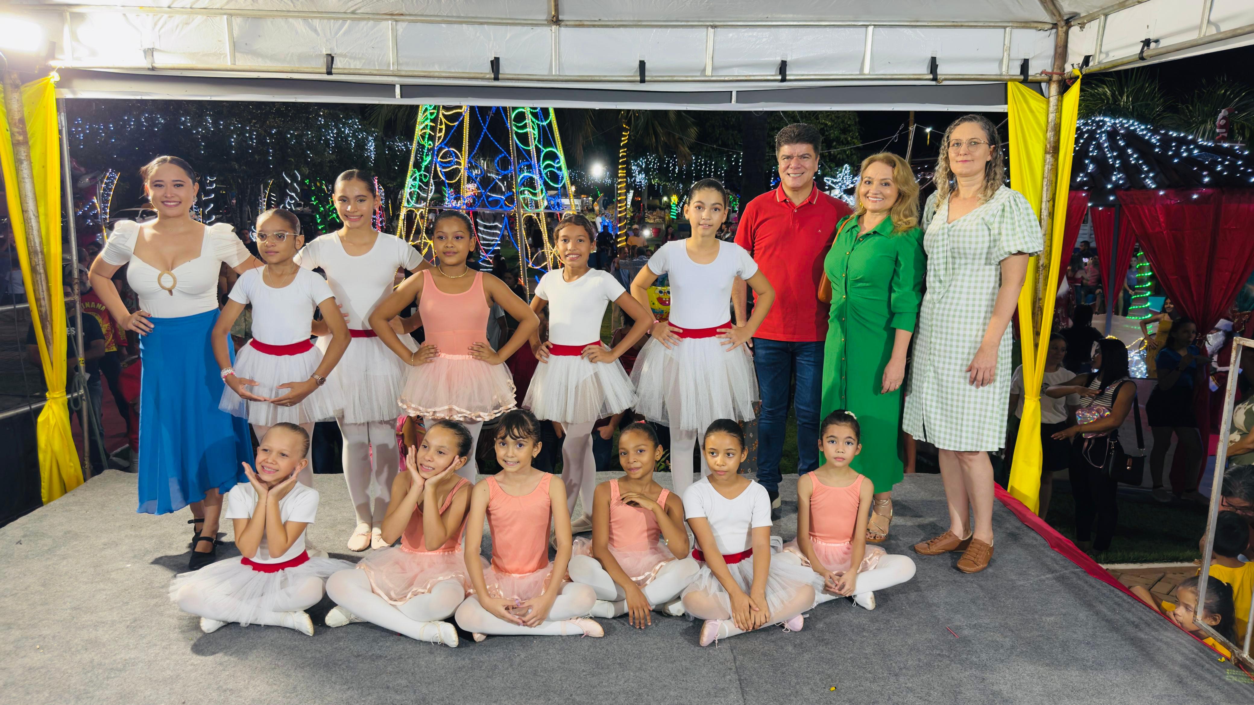 Inaugurada a Vila de Natal em Porto Franco: Luzes, Magia e Encanto na Praça da Família