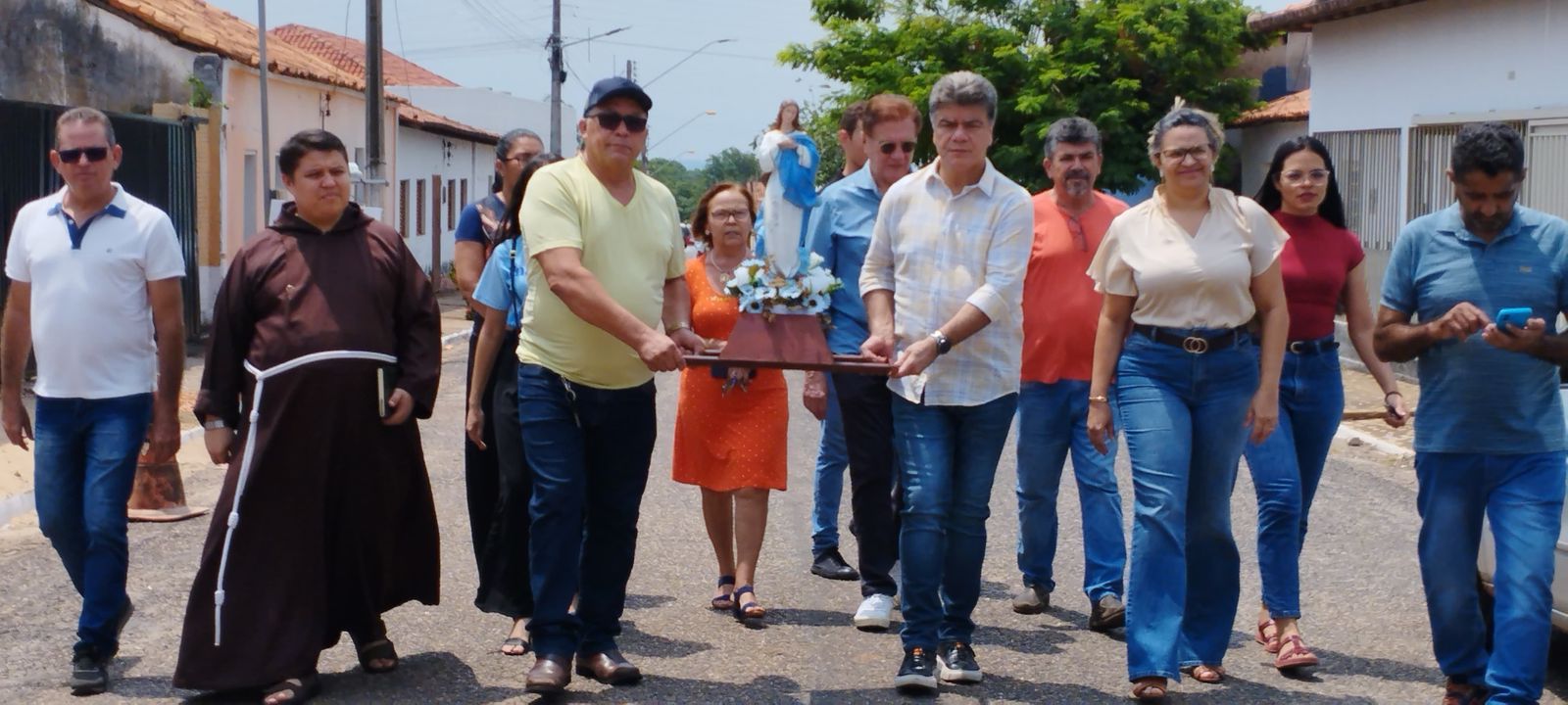 Imagem de Nossa Senhora Imaculada Conceição visita a Prefeitura de Porto Franco