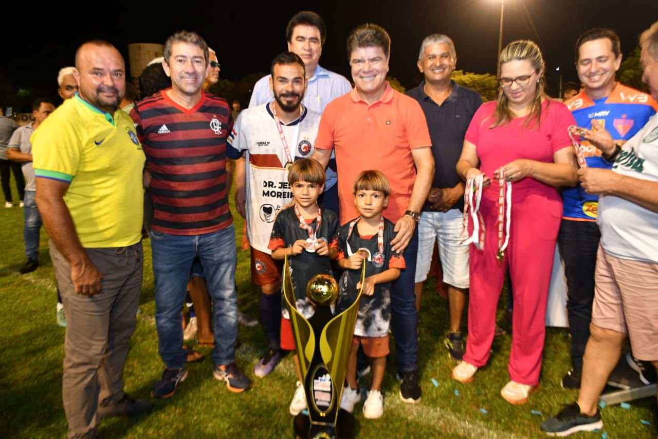 Vila Lobão é a grande campeã do 28° Campeonato de Futebol de Porto Franco