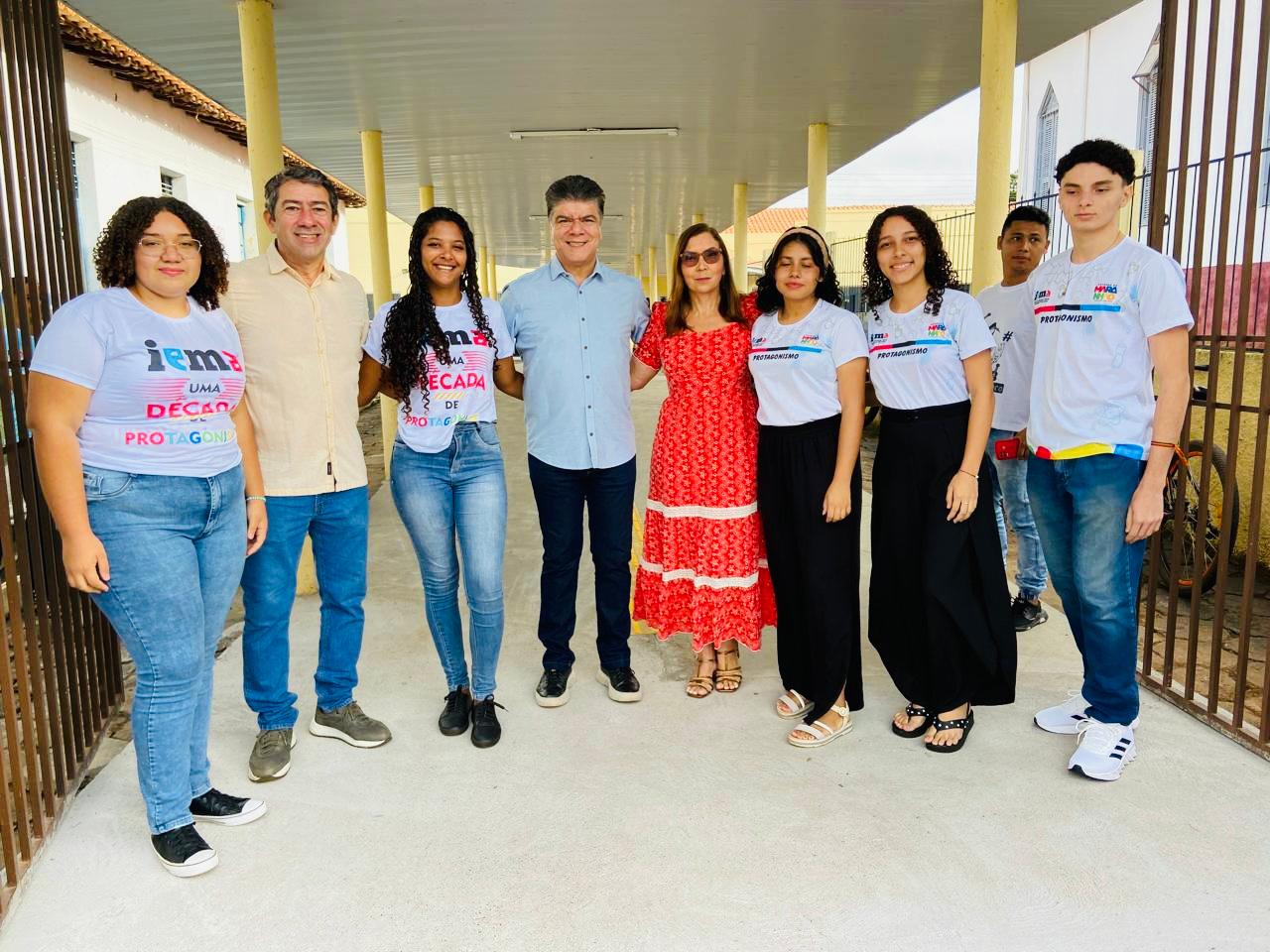 Prefeito Deoclides Macedo participa da abertura do ano letivo no IEMA Pleno