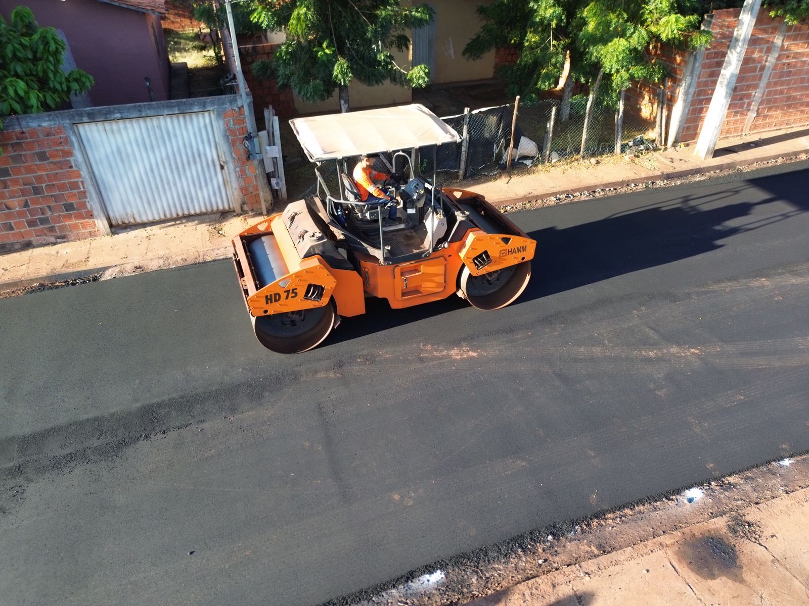 Prefeitura de Porto Franco segue pavimentando ruas no Residencial Esperança